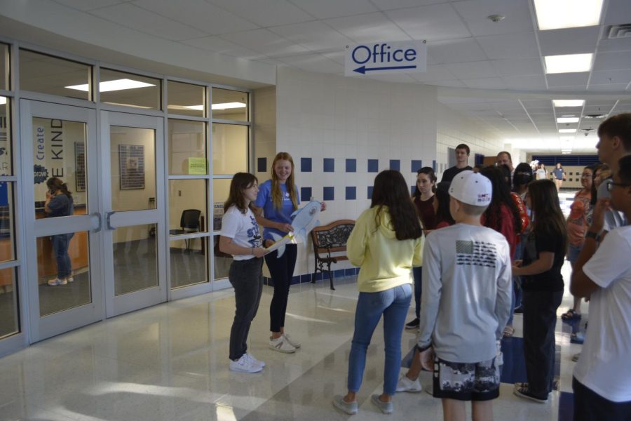 Seniors Hannah Smith and Ivy Gardner led their tour group, the dolphins, on a tour of the high school.